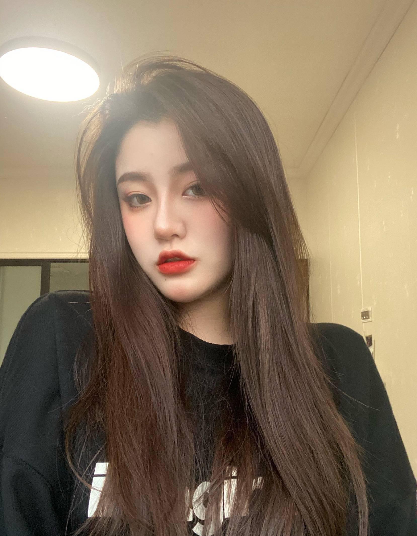 强力推荐徐汇区极品美女